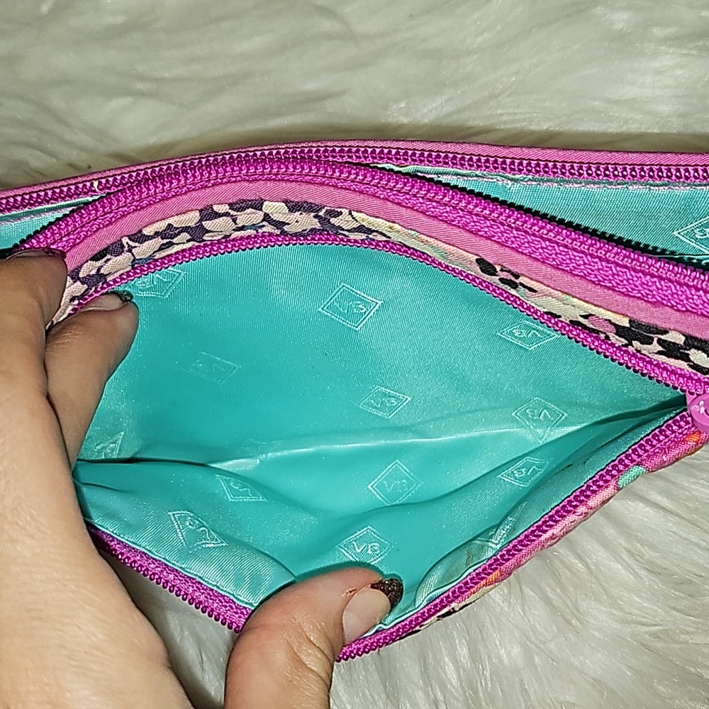 Sold Vera Bradley w/RFID  long wallet - Picture 5 of 9